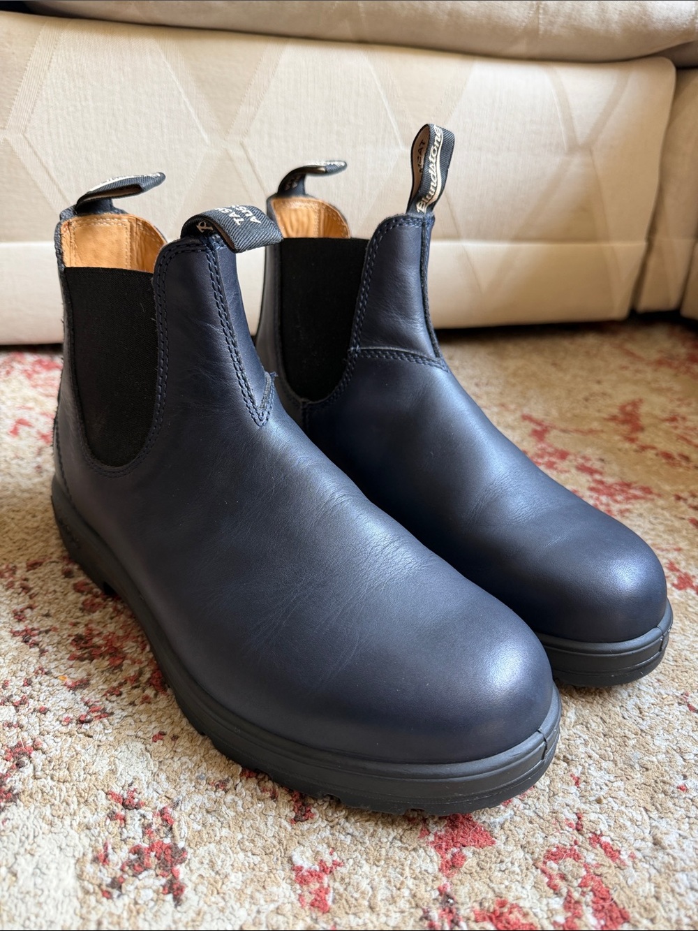 Blundstone Black Leather Chelsea Slip-On Boots